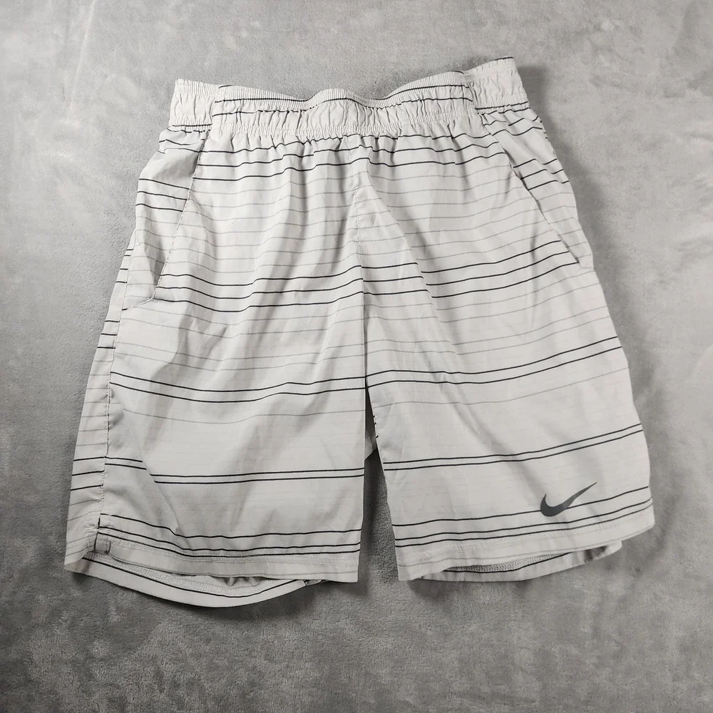Nike Dri-FIT White Striped Athletic Training Gym Shorts Men's Size L Pockets